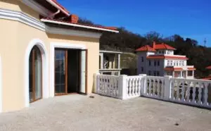 Жилой дом в царском стиле в г. Ялта, пгт. Симеиз