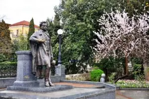 Уютный семейный дом в центре г. Ялта, ул. Заречная