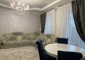 2-комнатная квартира с евроремонтом в Приморском парке, г. Ялта