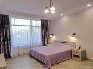 3-комнатная квартира на набережной в Гурзуфе, г. Ялта