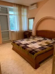 Коттедж у самого моря в Никите, г. Ялта