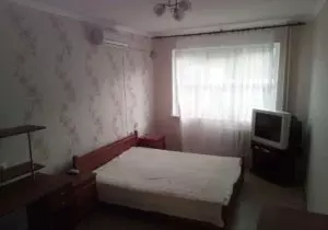 2-комн квартира в г.Ялта по ул. Горького