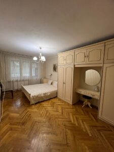 2 комнатная квартира в центральном районе г. Ялта по ул. Киевской