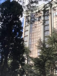 3-комнатная квартира с ремонтом и панорамным видом на море в ЖК «Приморский парк» (Ялта)