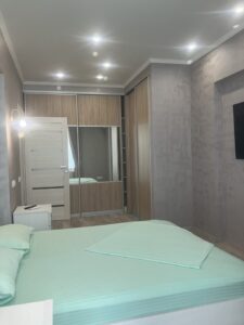 3-комнатная квартира с ремонтом и панорамным видом на море в ЖК «Приморский парк» (Ялта)