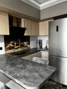 2-комнатная квартира 80 м² с ремонтом и видом на море и город в ЖК «Алмаз», г. Ялта